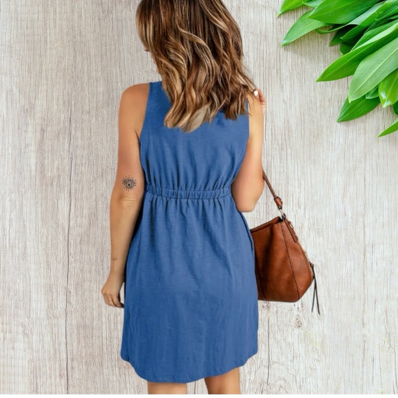 Chambray, button-front, empire waist, sleeveless, XS. Dress. NWOT. - Picture 2 of 2